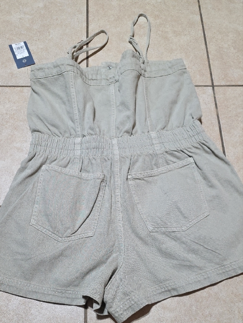 Universal Thread Light Gray Drawstring Romper - Picture 3 of 5
